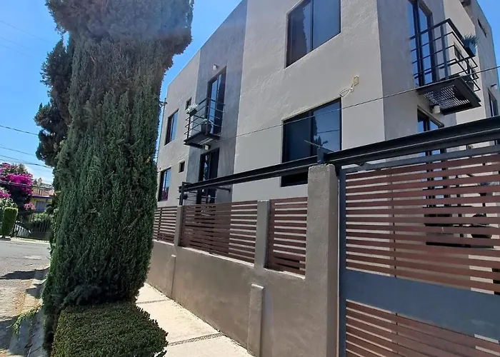 Apartment R03 Mid At Itesm Cem Full Services, Shared-kitchen, Fridge ,laundry, Smart Tv, Parking, Balcony Mexico City
